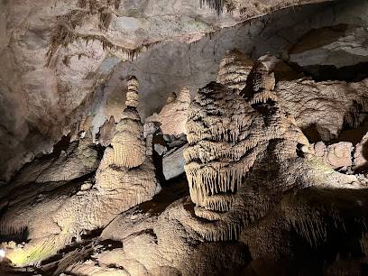 Cumberland Caverns